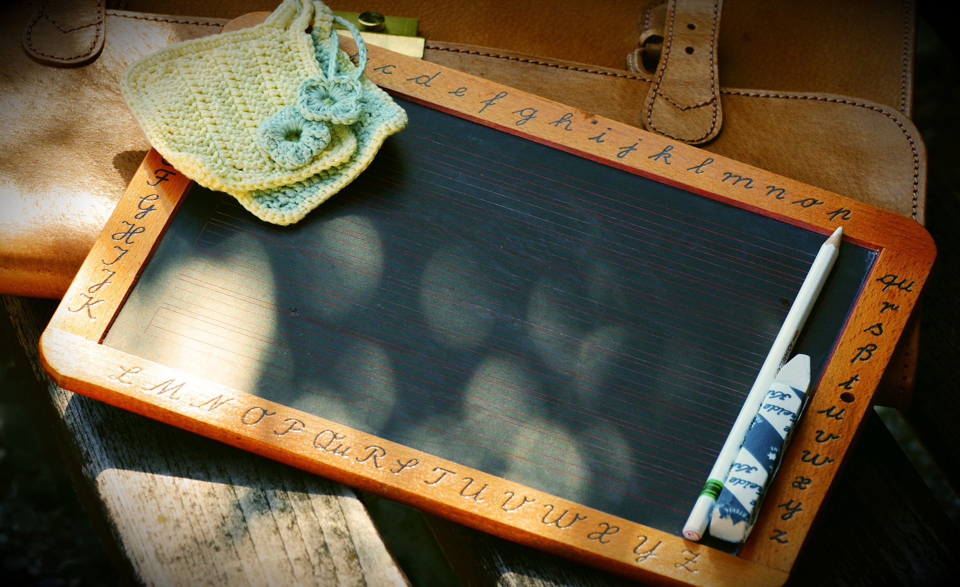 Small writing board